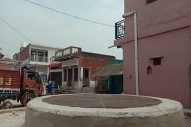 Parsara Defunct Dug Well